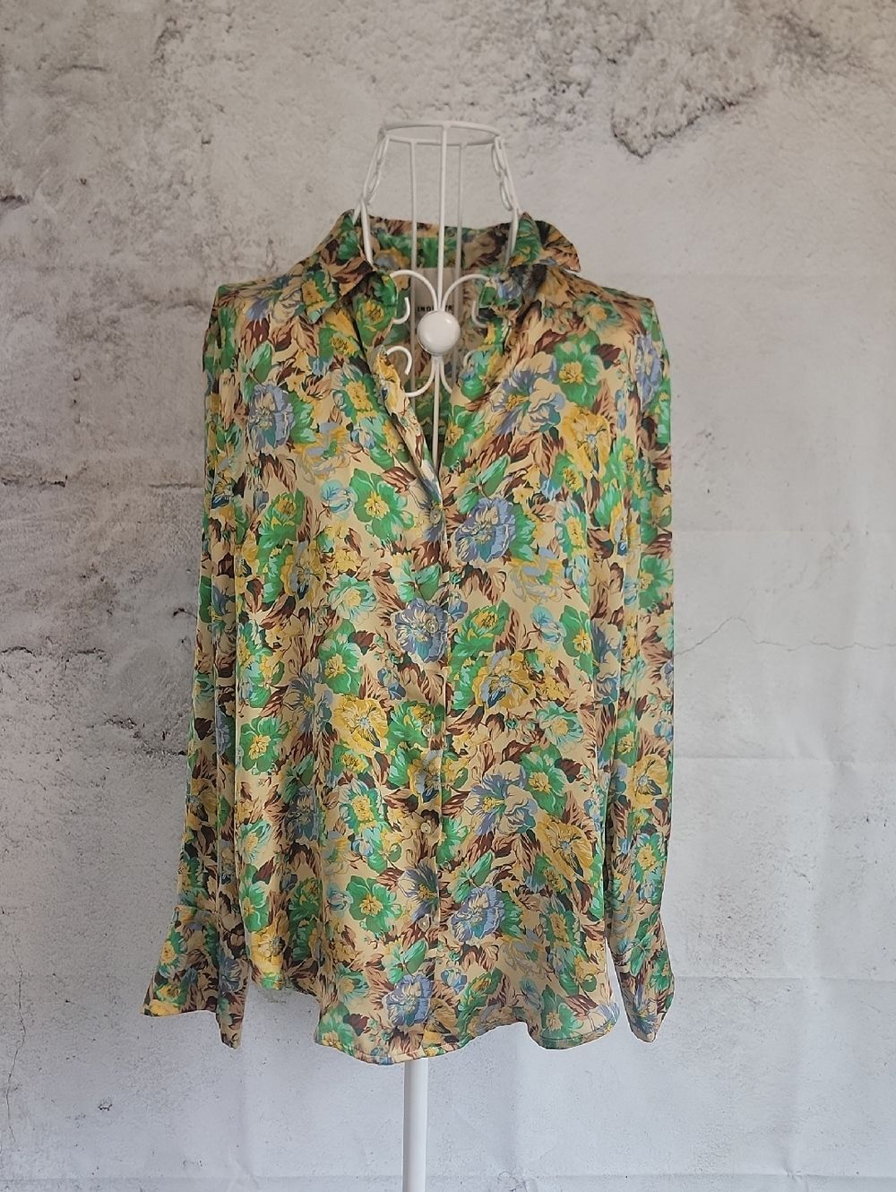 Industry Republic Clothing Floral Satin Blouse in Green & Yellow Womens Size M